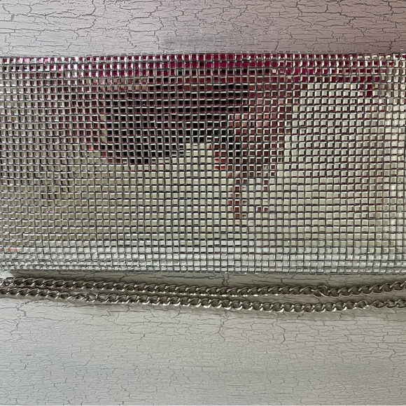 Aqua Silver Clutch w/Removable Crossbody Strap - Picture 7 of 10